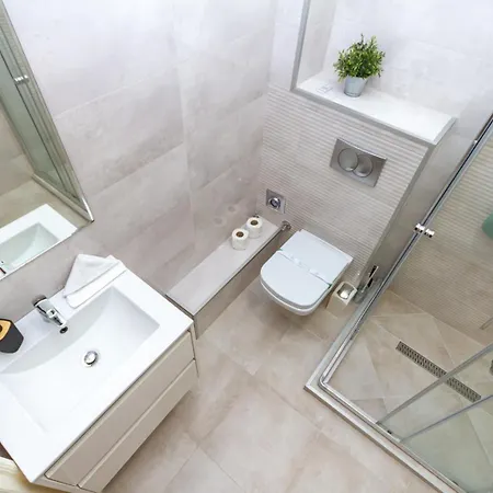 Cosy Core W Ac By Nw * Будапешт