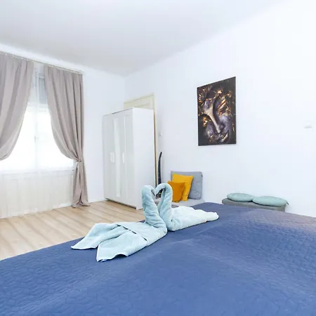 Cosy Core W Ac By Nw Apartament