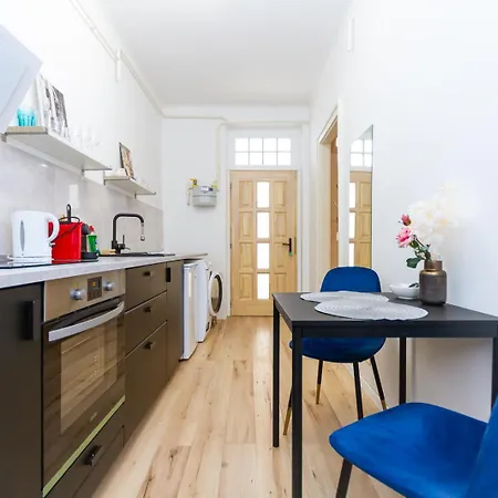 Cosy Core W Ac By Nw Apartament *